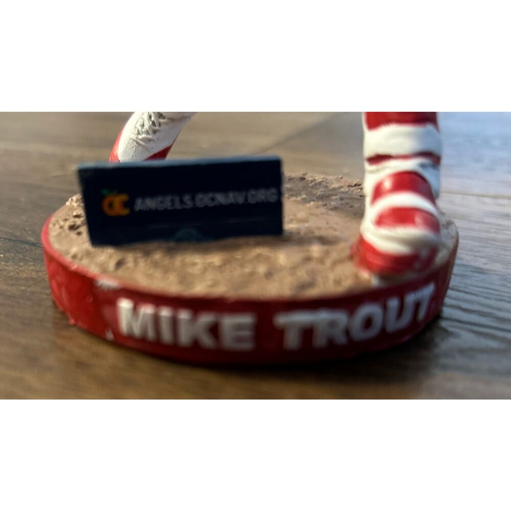 Mike Trout Silver Slugger 2022 Angels Bobblehead Baseball Very Good Has Box - Picture 6 of 14